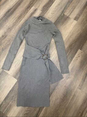 VENUS Gray Long Sleeve Knit Dress with Ring Belt